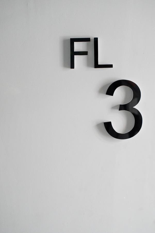 S44Room Bangkok Bagian luar foto